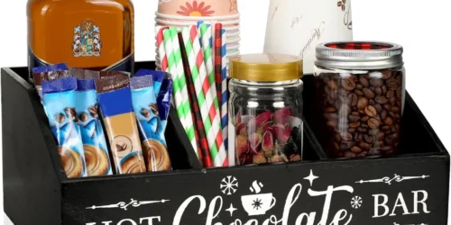 lack-and-White-Christmas-Hot-Cocoa-Bar-Ideas