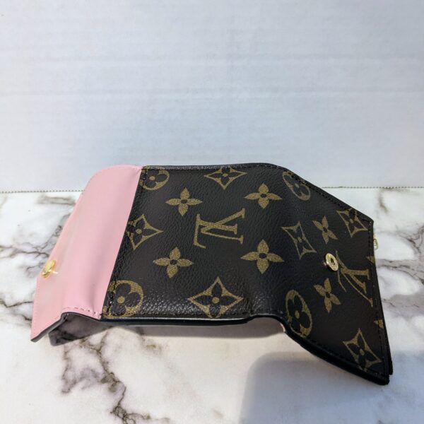 Louis Vuitton Wallet open