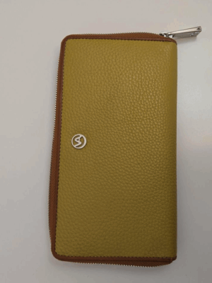 SE Valentina Pebbled Leather Zip Wallet