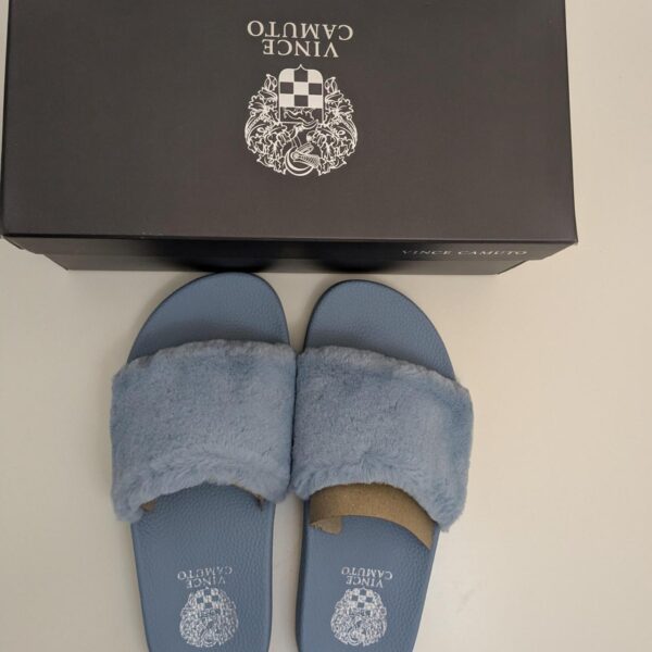 SE Vince Camuto Blue Faux Fur Slides